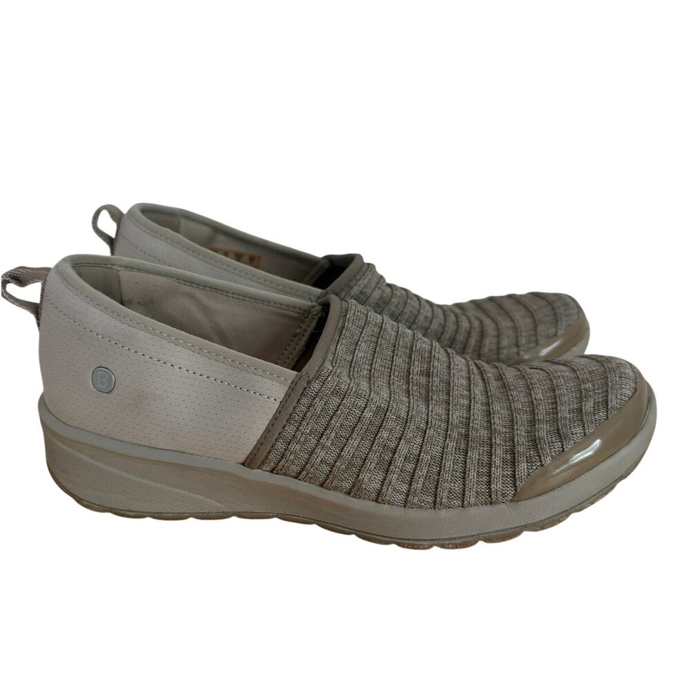 BZees GLEE Slip On Sneaker Size 8 Tan Taupe Comfort Shoes